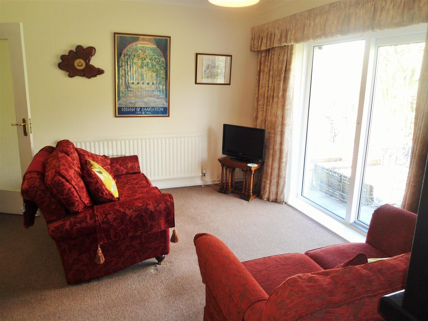 SITTING ROOM